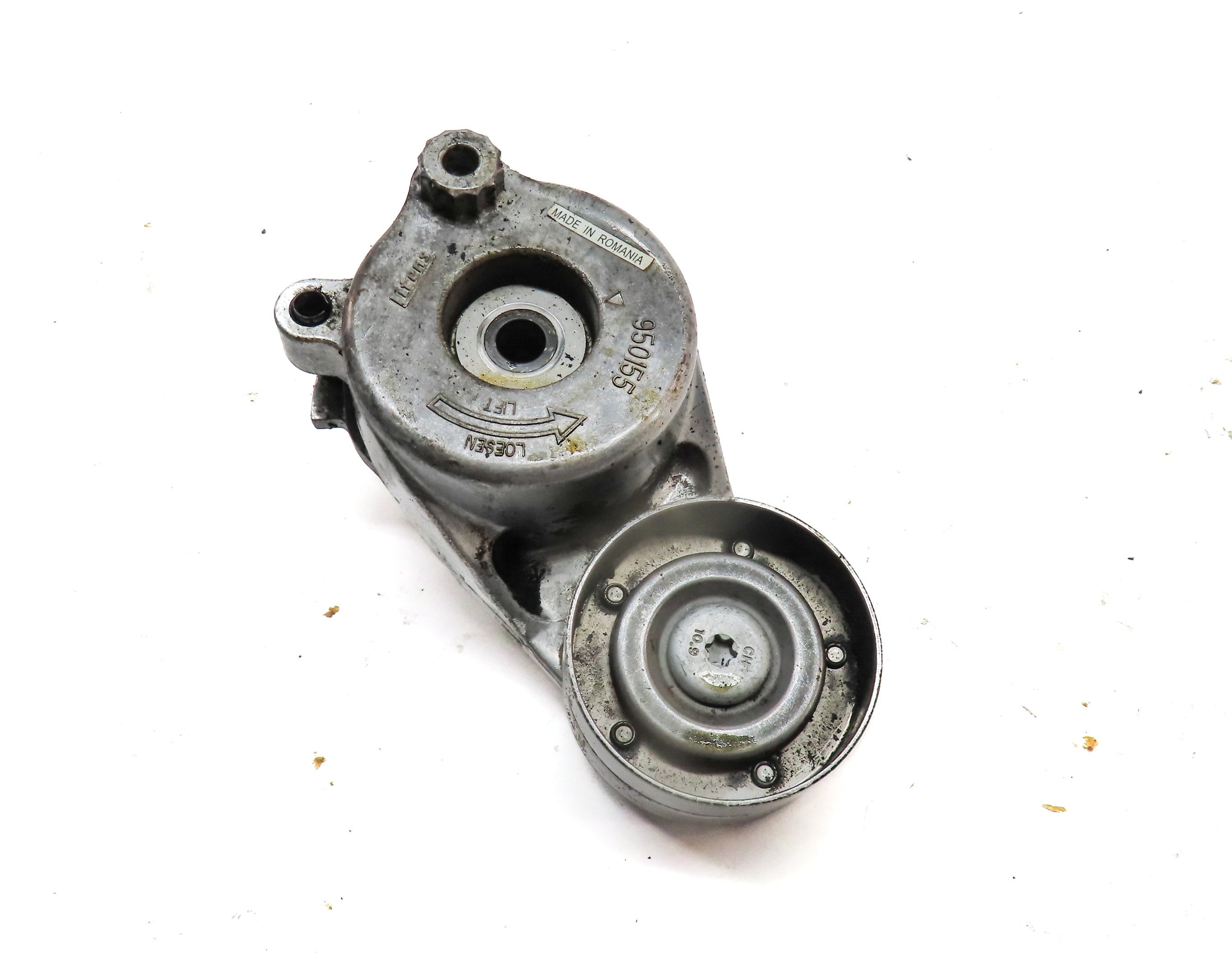 2012 MERCEDES E350 (W212) 3.0L DIESEL (OM642) ENGINE BELT TENSIONER PULLEY — exact item pictured